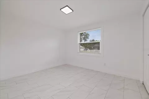 Bedroom - 110 Virginia Ave, Seffner, FL 33584 photo 5 of 6
