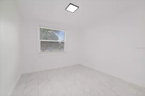 Bedroom - 110 Virginia Ave, Seffner, FL 33584 photo 1 of 6