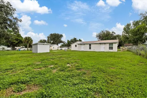 Exterior - 110 Virginia Ave, Seffner, FL 33584 photo 5 of 9