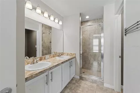 Bath - 9540 Tocobaga Pl, Riverview, FL 33578 photo 2 of 4