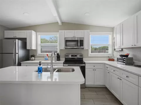Kitchen - 6366 Talbot Cir, Spring Hill, FL 34606 photo 1 of 5