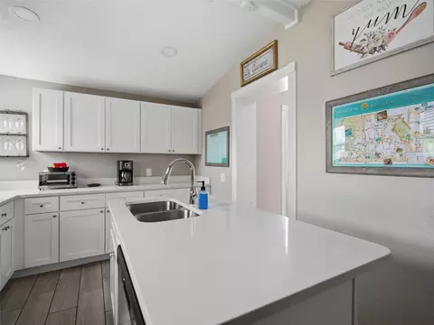 Kitchen - 6366 Talbot Cir, Spring Hill, FL 34606 photo 3 of 5