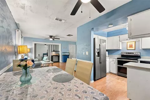 Dining - 1069 Stillwater Ave, Spring Hill, FL 34606 photo 2 of 4