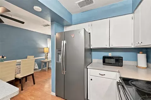 Kitchen - 1069 Stillwater Ave, Spring Hill, FL 34606 photo 3 of 5