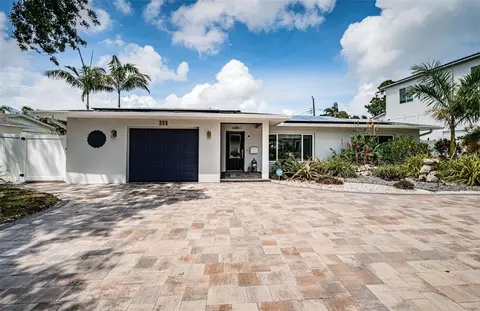 333 Belleair Dr NE, Saint Petersburg, FL 33704