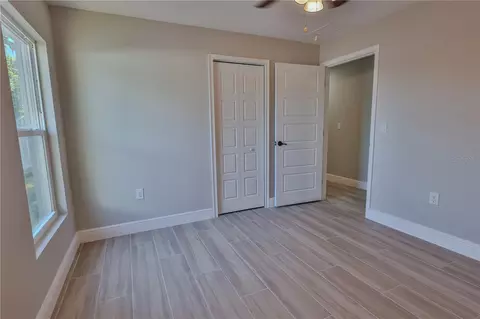 Bedroom - 1013 13th St E, Bradenton, FL 34208 photo 4 of 6
