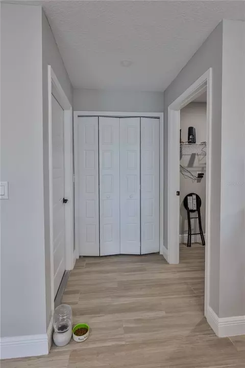 Entry Way - 1013 13th St E, Bradenton, FL 34208 photo 3 of 3