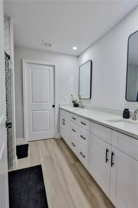 Bath - 6007 12th St E, Bradenton, FL 34203 photo 1 of 5