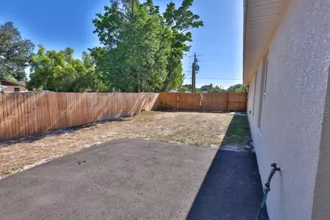 Exterior - 6007 12th St E, Bradenton, FL 34203 photo 5 of 5