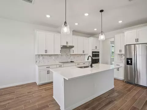 Kitchen - 3305 Orchard Loop, Bartow, FL 33830 photo 1 of 2