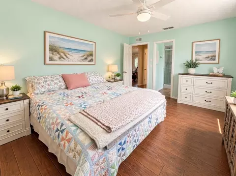 Bedroom - 1240 Meredith Dr, Spring Hill, FL 34608 photo 2 of 3