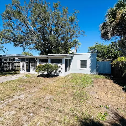 920 E Seneca Ave, Tampa, FL 33612