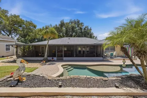 Exterior - 44 Brevard Dr, Winter Haven, FL 33884 photo 3 of 6