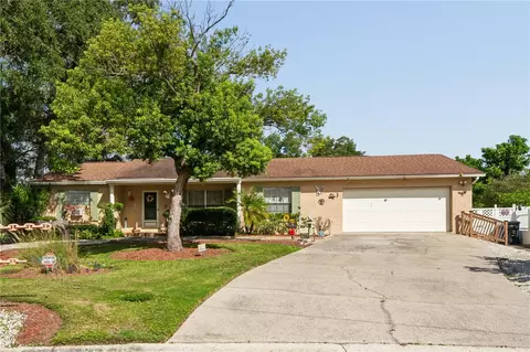 10739 Drummond Rd, Tampa, FL 33615