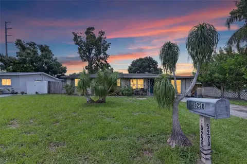 5220 55th Ave N, Saint Petersburg, FL 33709