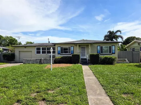 6044 Burlington Ave N, Saint Petersburg, FL 33710