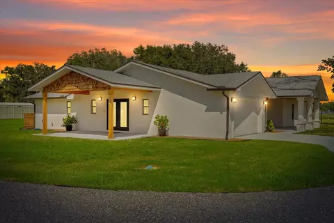 2515 Ragins Ln, Plant City, FL 33567