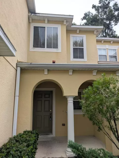 Exterior - 11636 Mango Ridge Blvd, Seffner, FL 33584 photo 2 of 6