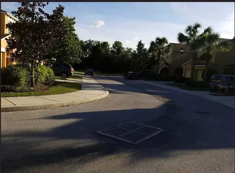 Exterior - 11636 Mango Ridge Blvd, Seffner, FL 33584 photo 4 of 6