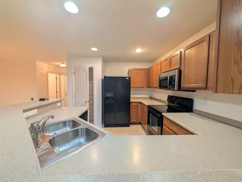 Kitchen - 11636 Mango Ridge Blvd, Seffner, FL 33584 photo 1 of 1