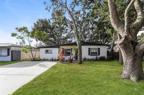 726 75th Ave N, Saint Petersburg, FL 33702