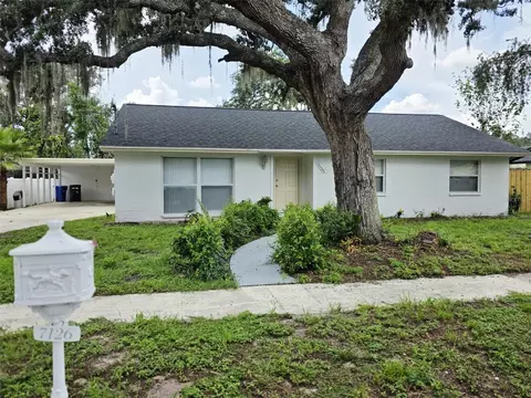 7126 Wrenwood Cir, Tampa, FL 33617