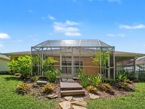 Exterior - 3432 Brookridge Ln, Parrish, FL 34219 photo 6 of 12
