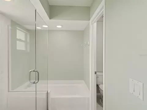 Bath - 3432 Brookridge Ln, Parrish, FL 34219 photo 4 of 5