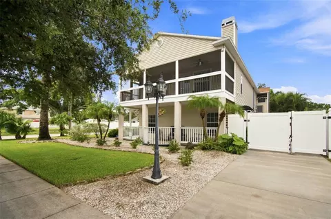786 59th Ave NE, Saint Petersburg, FL 33703