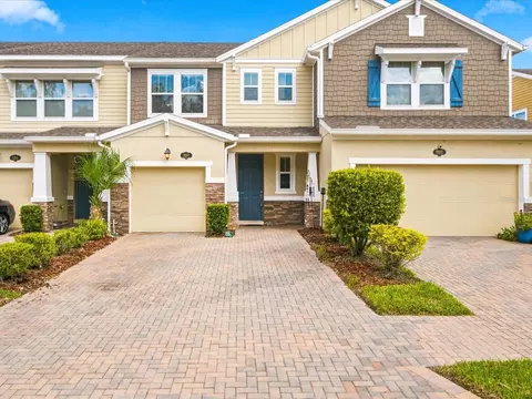 18901 Cornuta St, Lutz, FL 33558