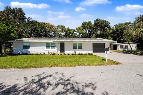 38351 7th Ave, Zephyrhills, FL 33542