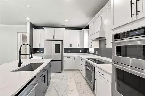 Kitchen - 12919 Willow Grove Dr, Riverview, FL 33579 photo 3 of 6