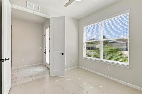 Entry Way - 12919 Willow Grove Dr, Riverview, FL 33579 photo 3 of 5
