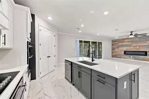Kitchen - 12919 Willow Grove Dr, Riverview, FL 33579 photo 6 of 6