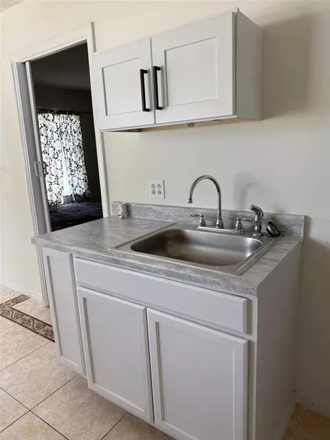 Kitchen - 16804 SW 39th Cir, Ocala, FL 34473 photo 5 of 5