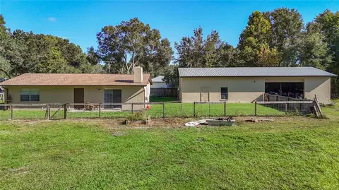 7102 Five Acre Rd, Plant City, FL 33565