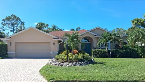 5220 Sunnydale Cir S, Sarasota, FL 34233