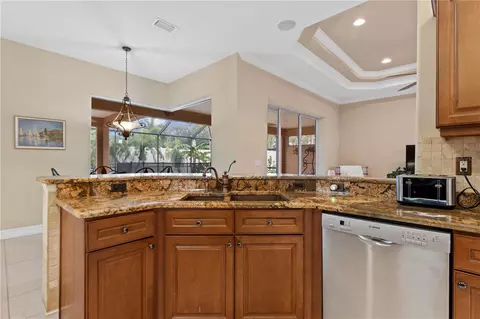 Kitchen - 8914 30th St E, Parrish, FL 34219 photo 4 of 6
