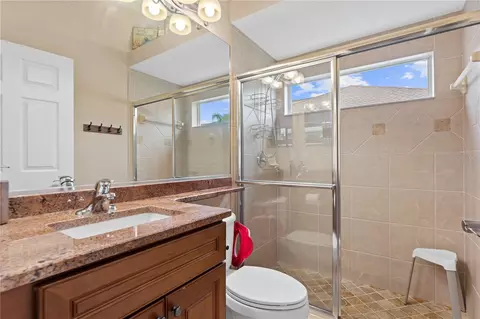 Bath - 8914 30th St E, Parrish, FL 34219 photo 5 of 8