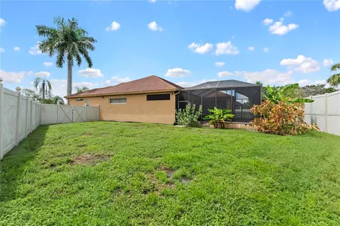 Exterior - 8914 30th St E, Parrish, FL 34219 photo 16 of 17