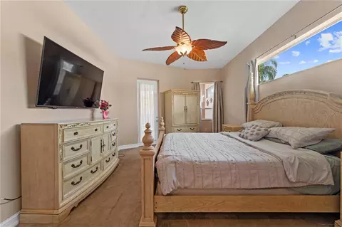 Bedroom - 8914 30th St E, Parrish, FL 34219 photo 2 of 11
