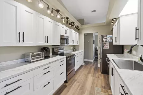 Kitchen - 14012 Pullman Dr, Spring Hill, FL 34609 photo 3 of 3
