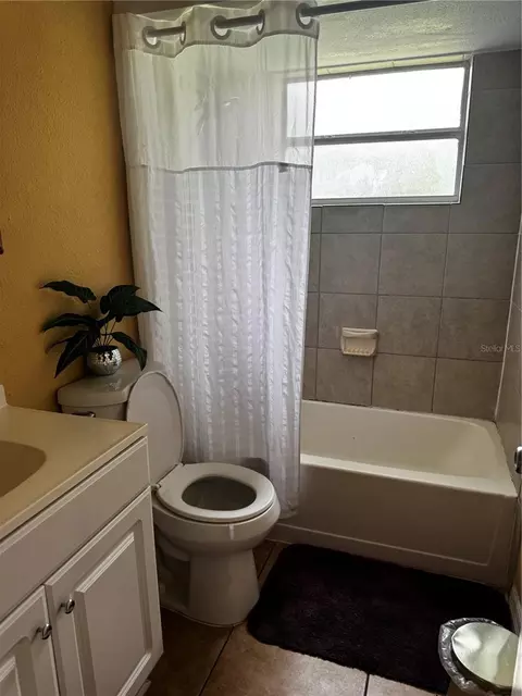 Bath - 7306 Windsor St, Hudson, FL 34667 photo 1 of 2