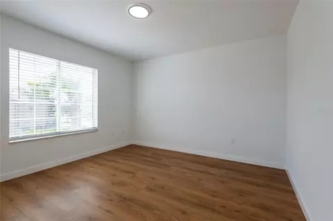 Bedroom - 10823 Hoffner Edge Dr, Riverview, FL 33579 photo 4 of 6