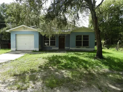 1211 Niagara St, Plant City, FL 33563