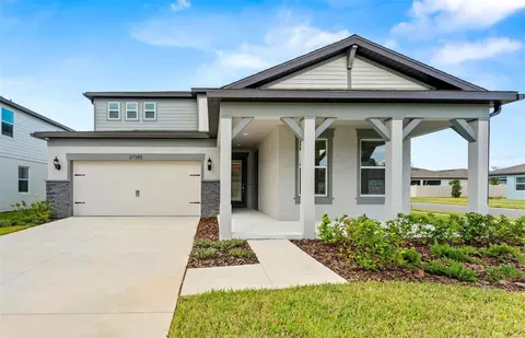 37385 Clinch Cir, Zephyrhills, FL 33540