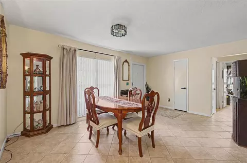 Dining - 134 Euclid Ave, Seffner, FL 33584 photo 1 of 1