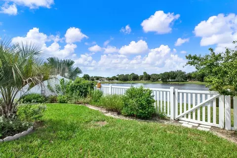 Exterior - 1109 Old Windsor Way, Spring Hill, FL 34609 photo 9 of 11