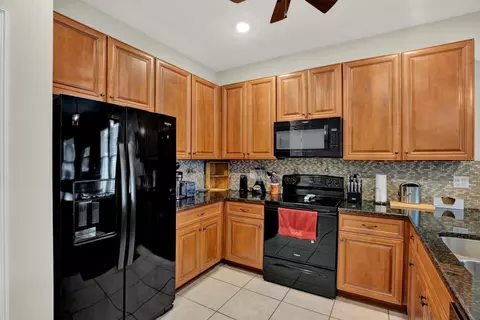 Kitchen - 1109 Old Windsor Way, Spring Hill, FL 34609 photo 2 of 4