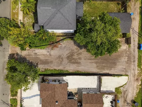 927 Yale St N, Saint Petersburg, FL 33713